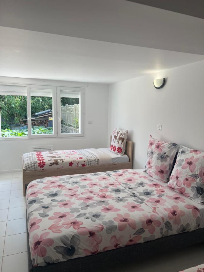 Chaudari Guest House Palaiseau Exterior foto